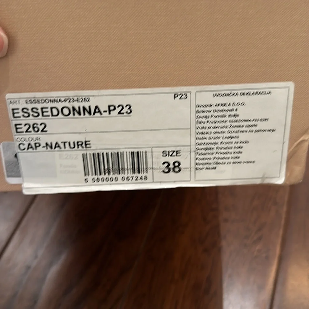 ๐ง๐ผโโ๏ธ ๐ซ ๐ NWTB MATTEO PITTI SCALLOPED PUMPS Color tan Size 7 TTS EU 38 - Picture 10 of 10